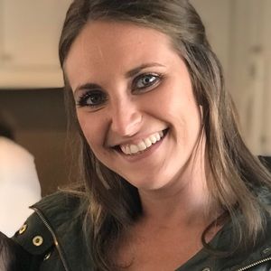 Meet your Posher, Dana